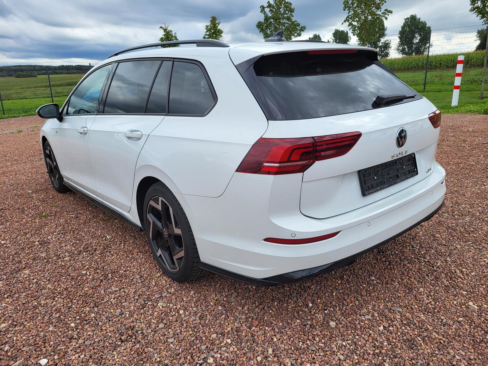 Volkswagen Golf Variant 1.5 eTSI DSG R-Line ACC Winter Kam., миниатюра 4