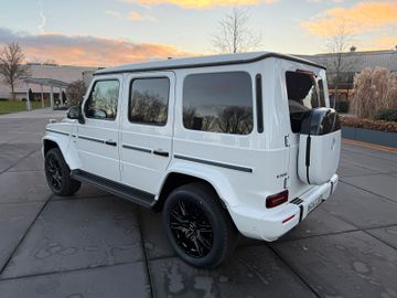 Mercedes G 580 - 2