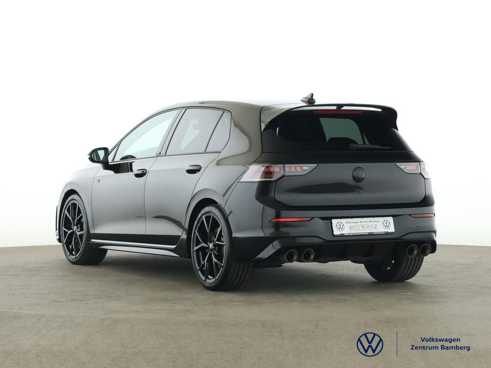 Volkswagen Golf VIII 2.0TSI R BlackEdition 4MOTION DSG AKRA foto 4