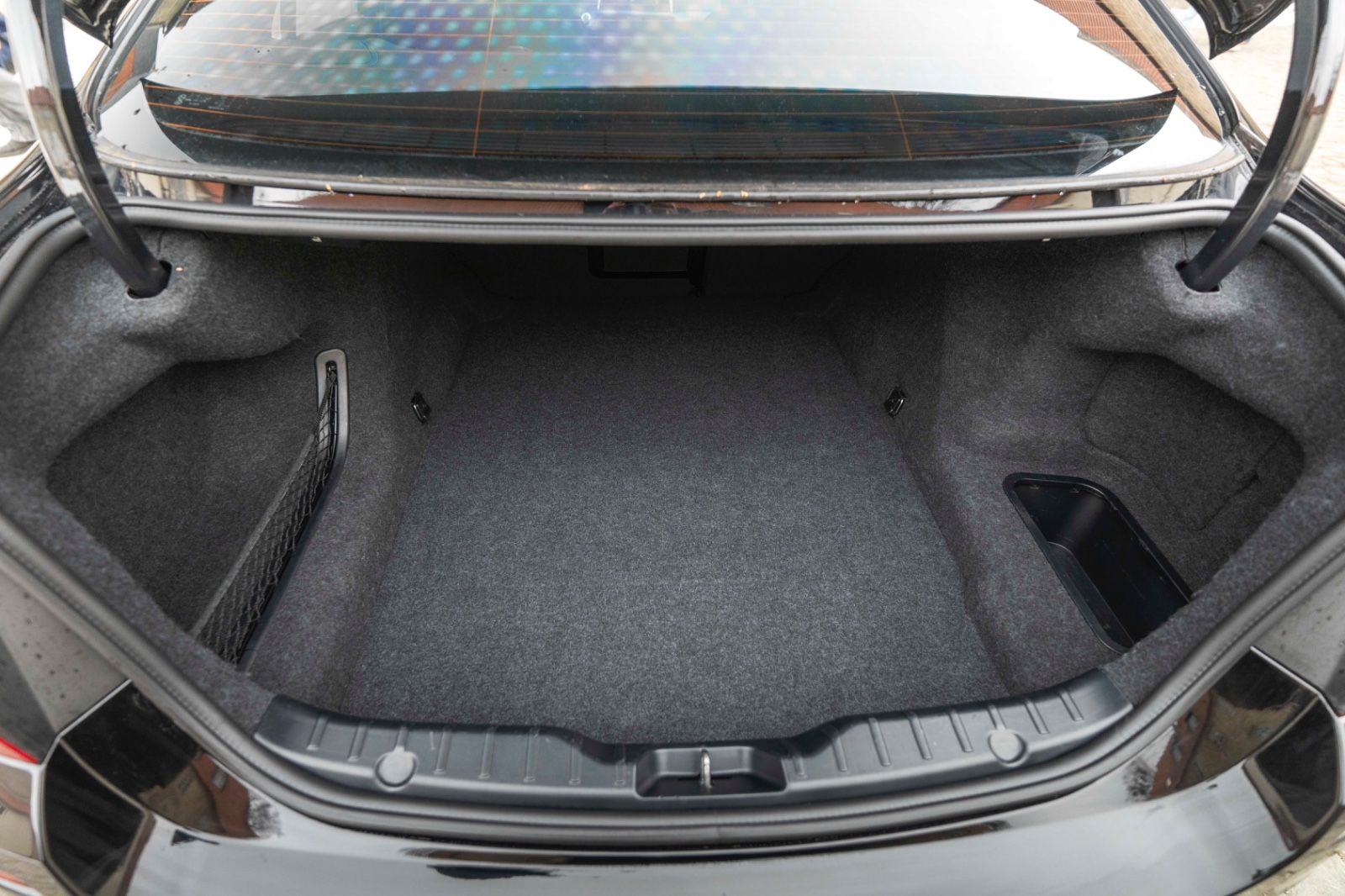 Fahrzeugabbildung BMW 550I Xdrive M-Performance HUD LED KAM NAV H&K