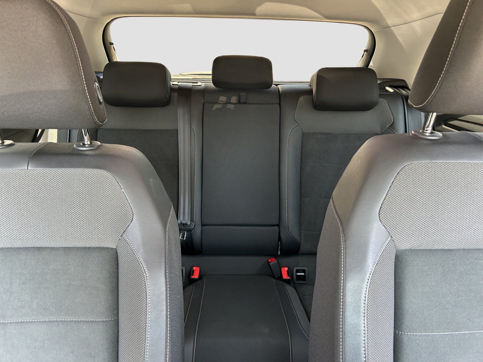 Volkswagen T-Roc - Bild 16
