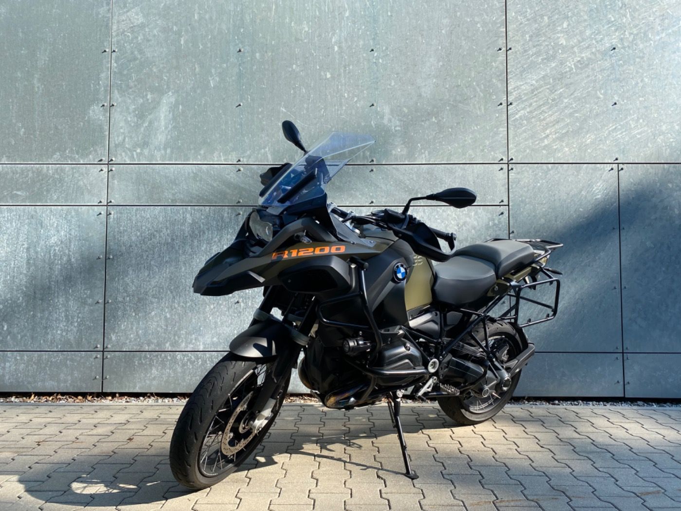 Fahrzeugabbildung BMW R 1200 GS Adventure 3 Pakete