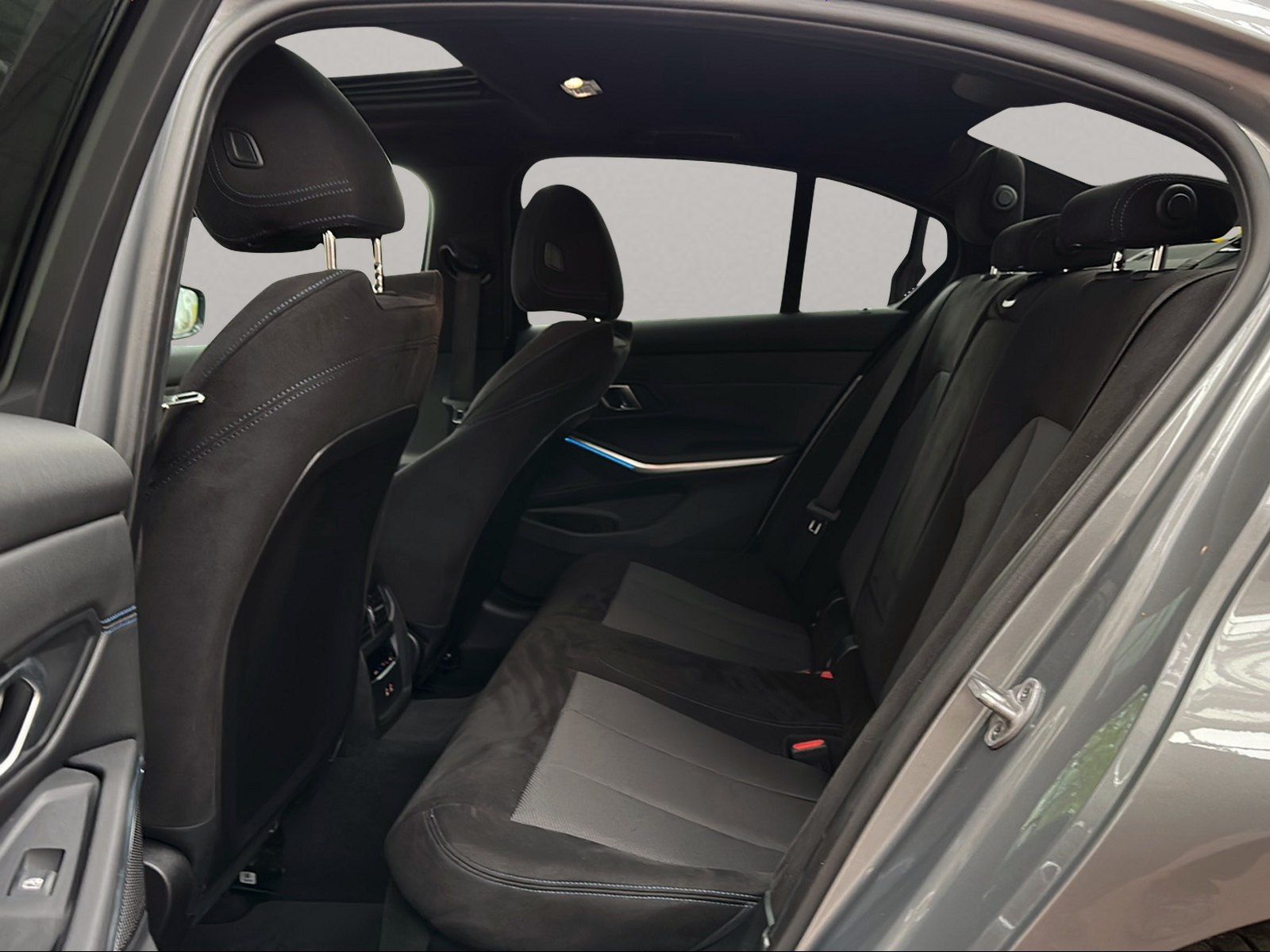 BMW 320 - Bild 17