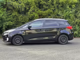 Kia Carens FIFA Edition | KLIMA | S-HZG | Lenkrad-HZ - Kia Carens mit Anhängerkupplung