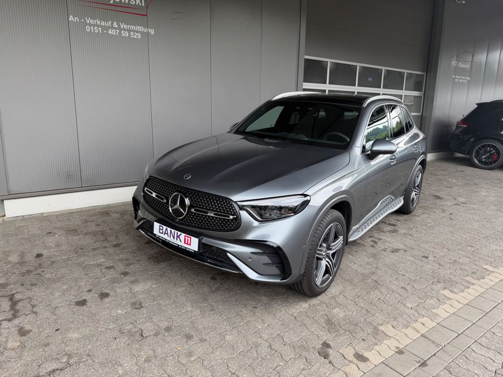 Image of Mercedes-Benz GLC 300