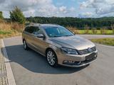 Volkswagen Passat 1.8 tsi variant - Volkswagen Passat mit Benzin-Antrieb: Kombi, 1.8