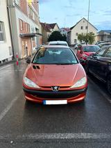 Peugeot 206 - gebrauchte Peugeot 206 aus dem Jahr 2000