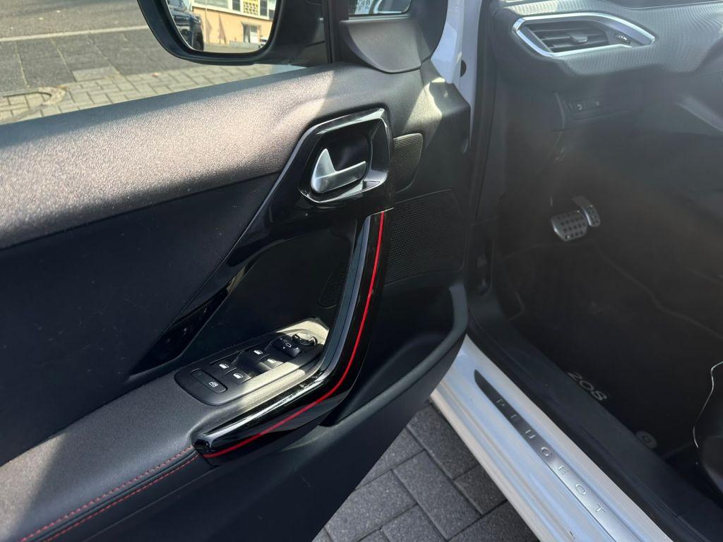 Peugeot 208 GT-Line 110 PureTech 110 EAT6