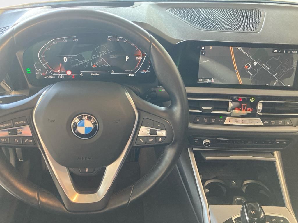 BMW 318i Lim. Advantage+DrivAssist+SHZ+wenigKM+KFZug foto 12