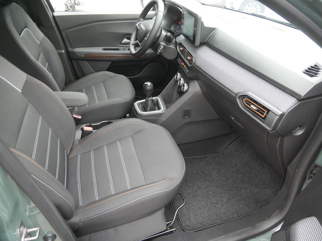Fahrzeugabbildung Dacia Sandero Stepway Expression TCe 110 SHZ NAVI LED