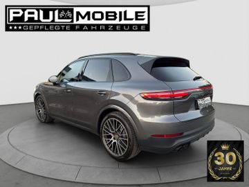 Porsche Cayenne - 7