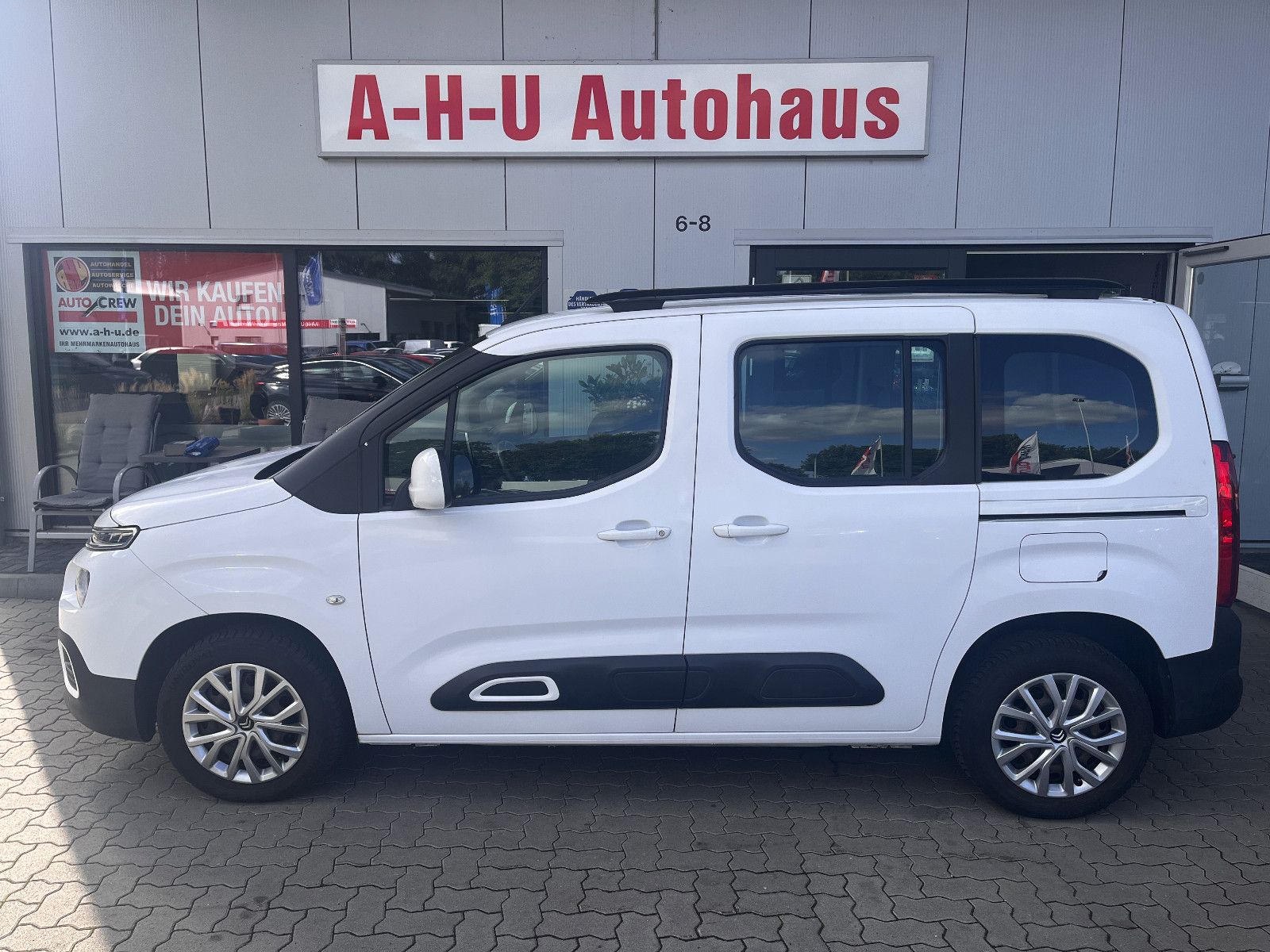 Fahrzeugabbildung Citroën Berlingo Feel M 1.5 Automatik