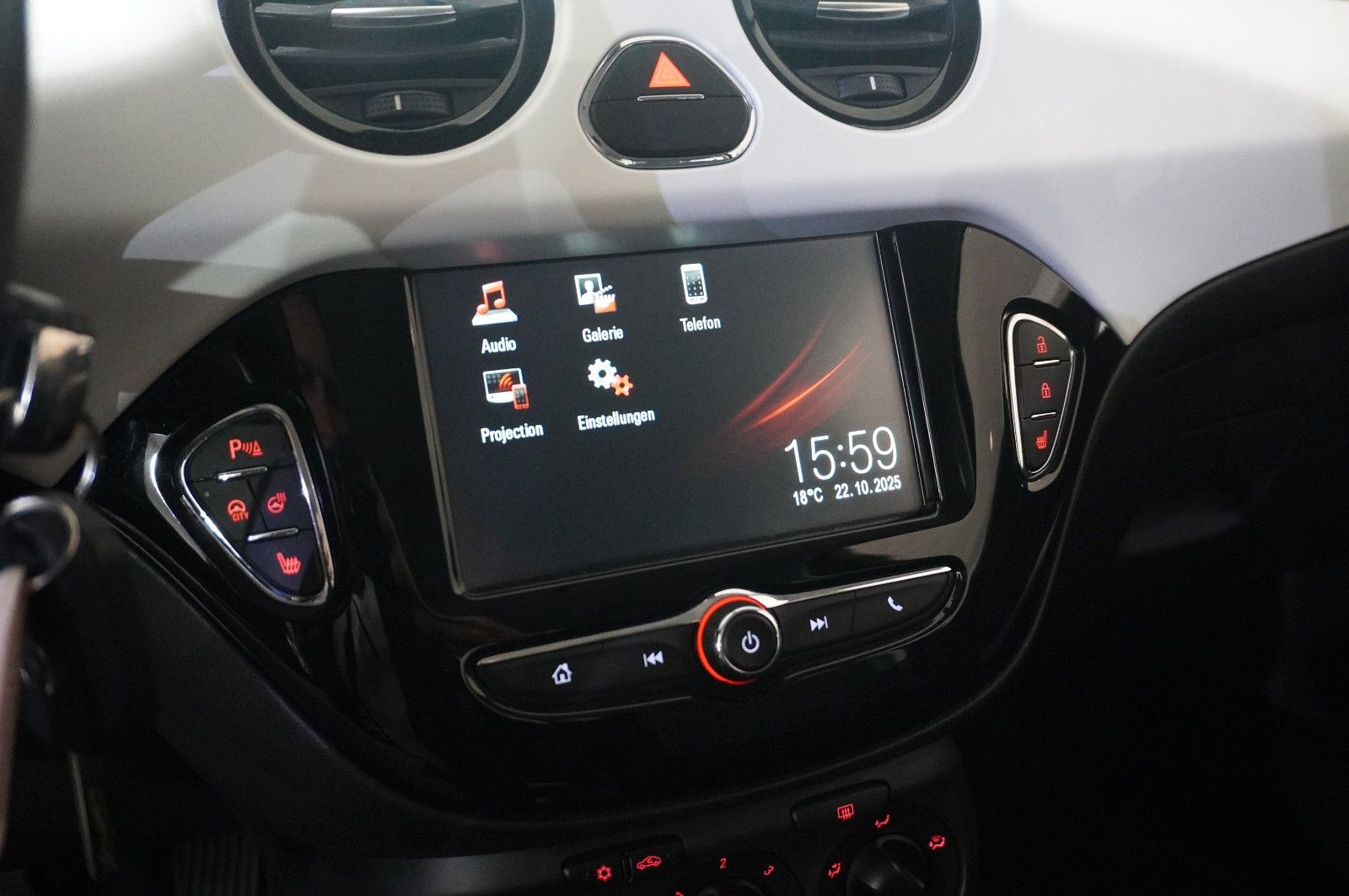 Fahrzeugabbildung Opel Adam 1.4 JAM NAVI/SHZ/PDC/KLIMA/LHZ/TEMP.