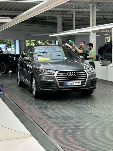 Audi Q7 3X SLine 7 Sitzer Voll Leder Pano ...