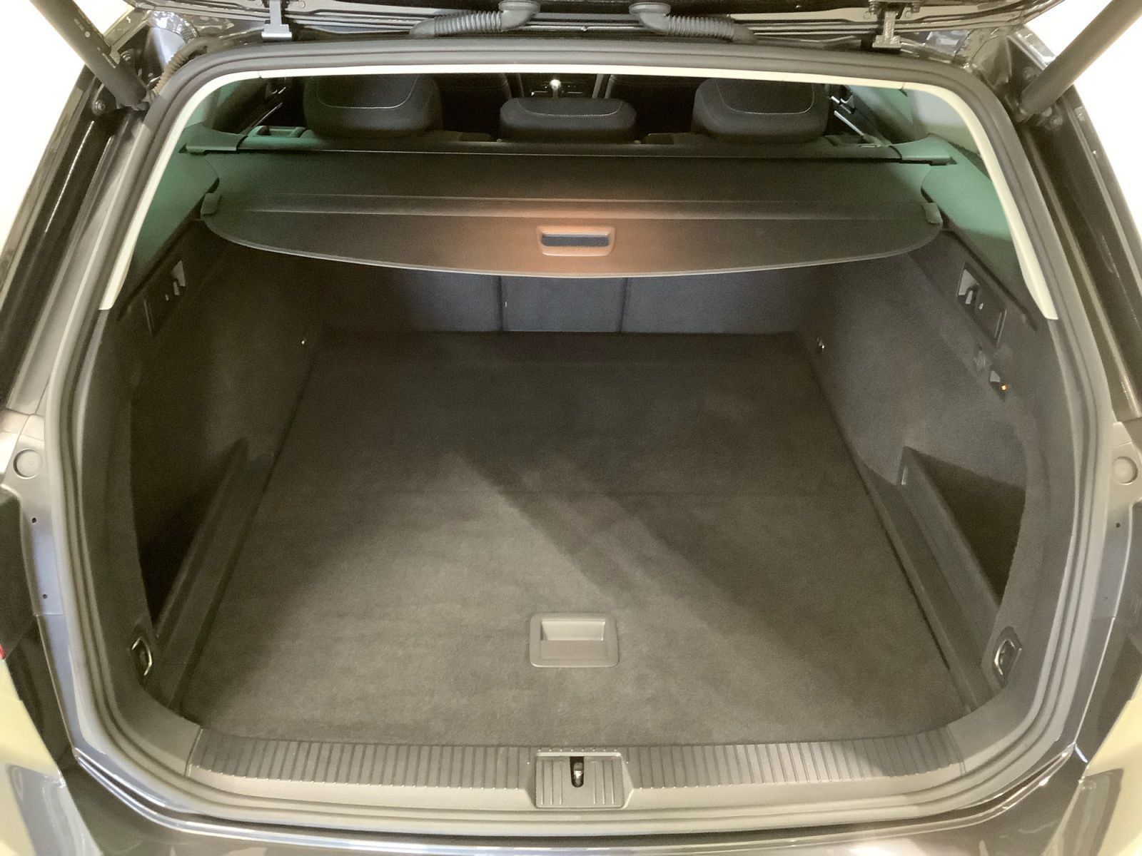 Passat Variant Business 2,0 TDI 110 kW DSG Matri