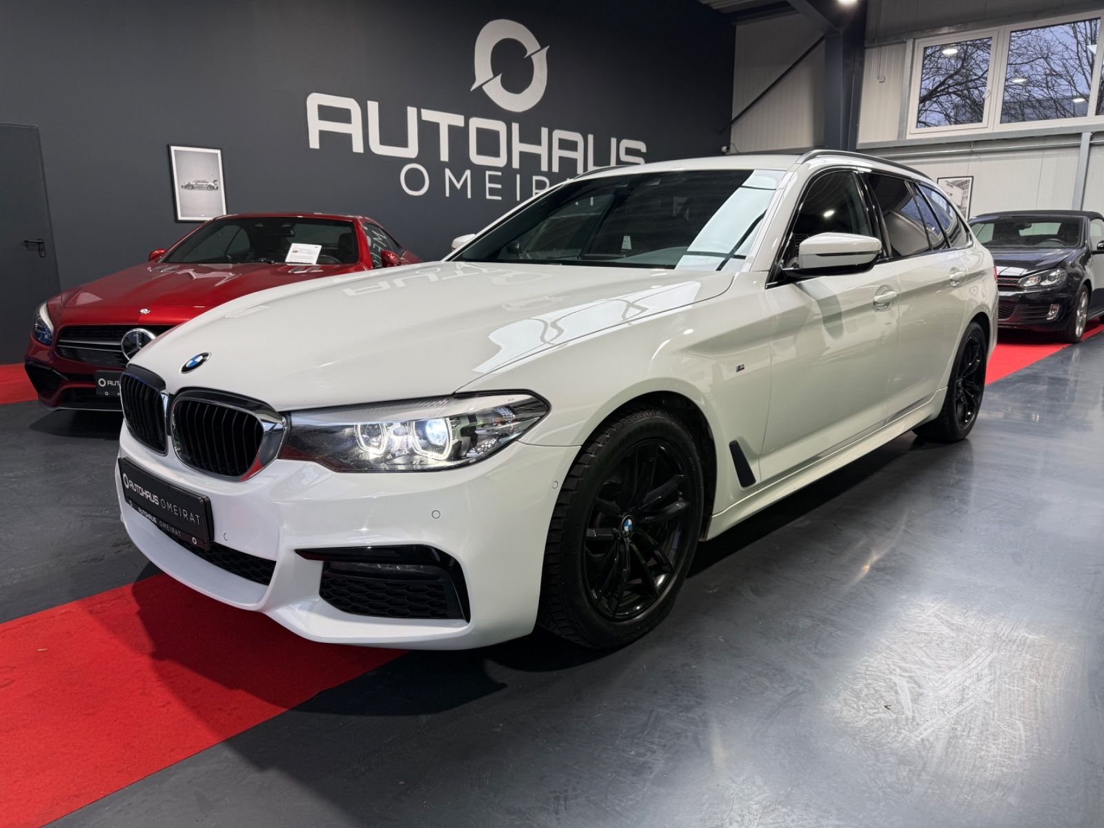 BMW 520 d M Sportpaket 2HD/R-Kamera/LED/Alcantara