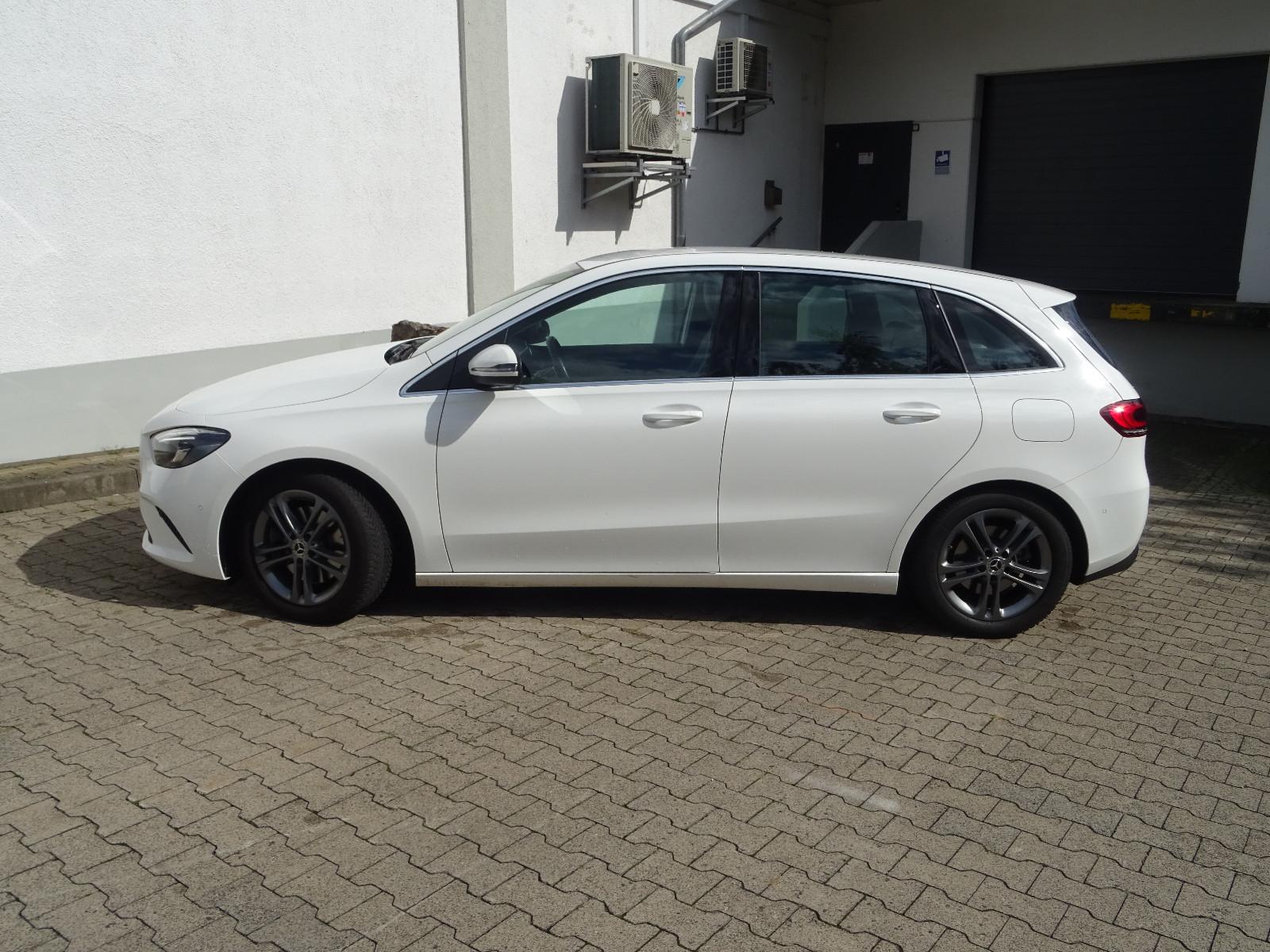 Mercedes-Benz B 220 4Matic Progressive AHK/VirtualC/Mbux/LED/N