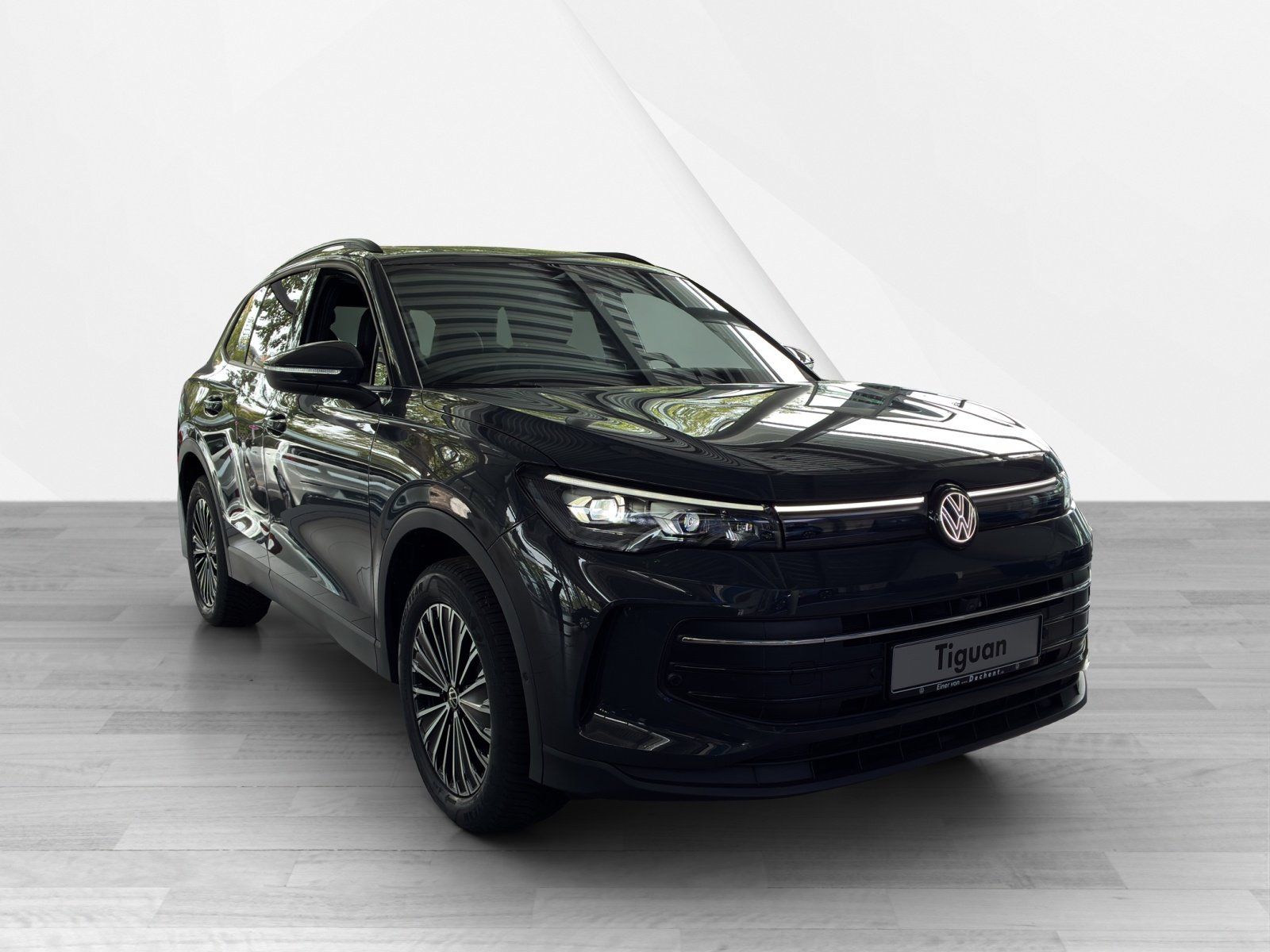 Fahrzeugabbildung Volkswagen Tiguan 2.0 TSI 4Motion W Life 360,AHK,Kamera,LED