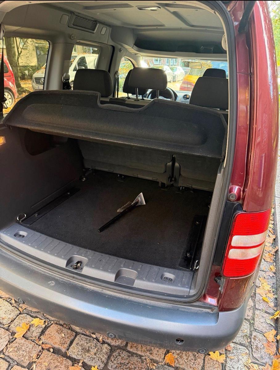 Volkswagen Caddy 2011 — photo 5