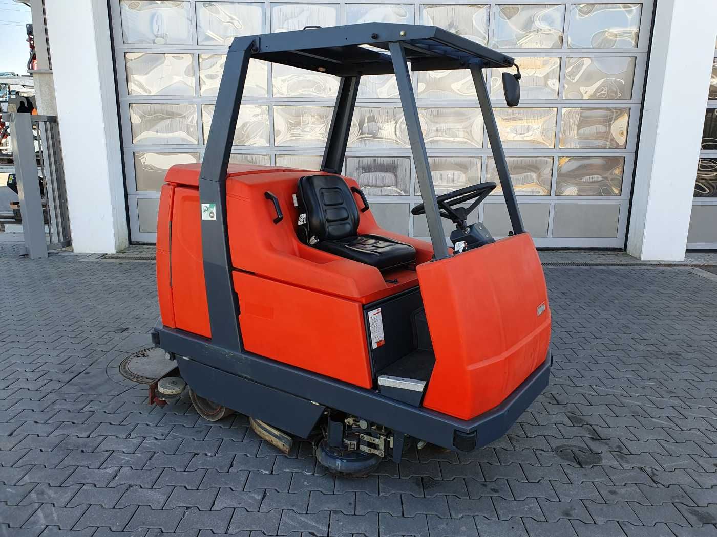 Fahrzeugabbildung Hako Hakomatic B 1100 / nur 704h! / 2006