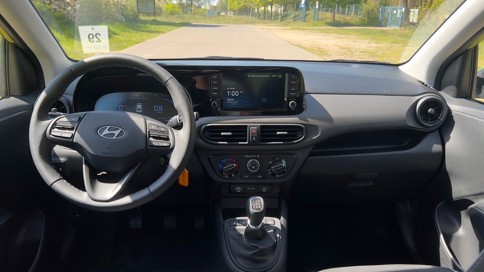 Fahrzeugabbildung Hyundai i10 1.0 Trend *Klima*Navi*CarPlay*PDC*RFKamera*
