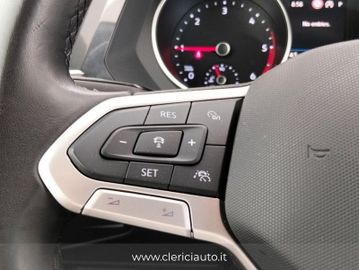 Volkswagen Tiguan - 11