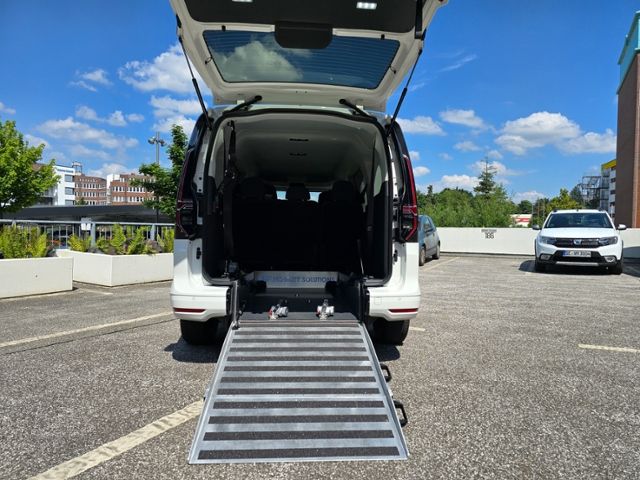 Fahrzeugabbildung Volkswagen Caddy Maxi Style Hybrid behindertengerecht Rampe