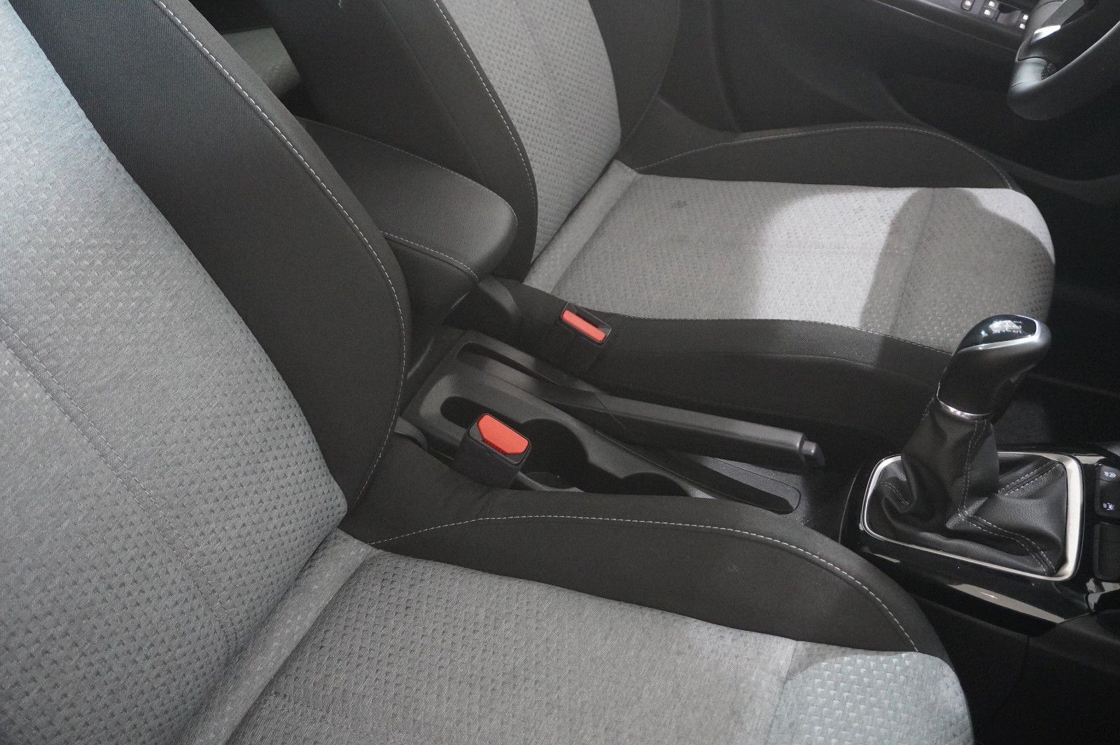 Fahrzeugabbildung Opel Corsa F 1.2 FACELIFT NAVI/LED/KAMERA/VIRTU./DAB+
