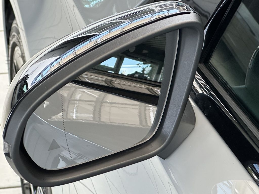 Fahrzeugabbildung Mercedes-Benz A 200 Kompaktlimousine AMG*Night*LED*SpH*PDC*RFK