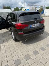 BMW X3 xDrive20d ADVANTAGE AT ADVANTAGE - BMW X3 Gebrauchtwagen in München