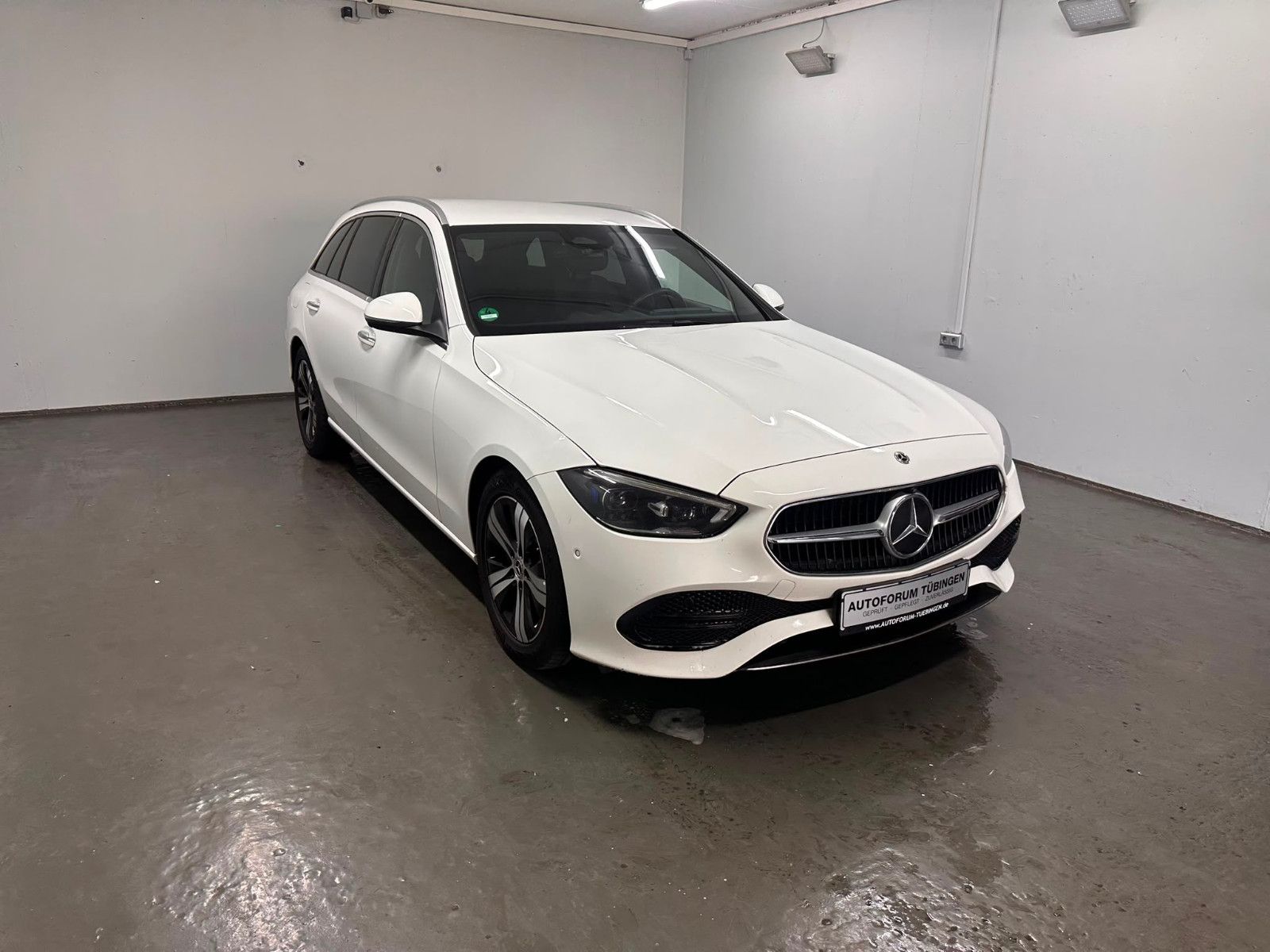 Fahrzeugabbildung Mercedes-Benz C 220 d T Autom. *AVANTGARDE*360°*KEYLESSGO*