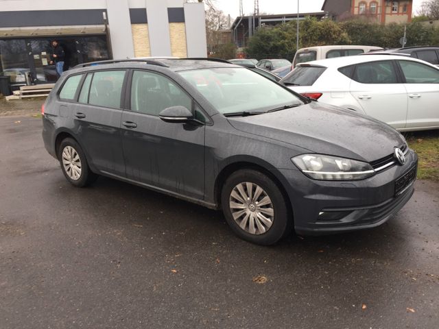 Volkswagen Golf VII 1.6 Variant  BMT/Start-Stopp