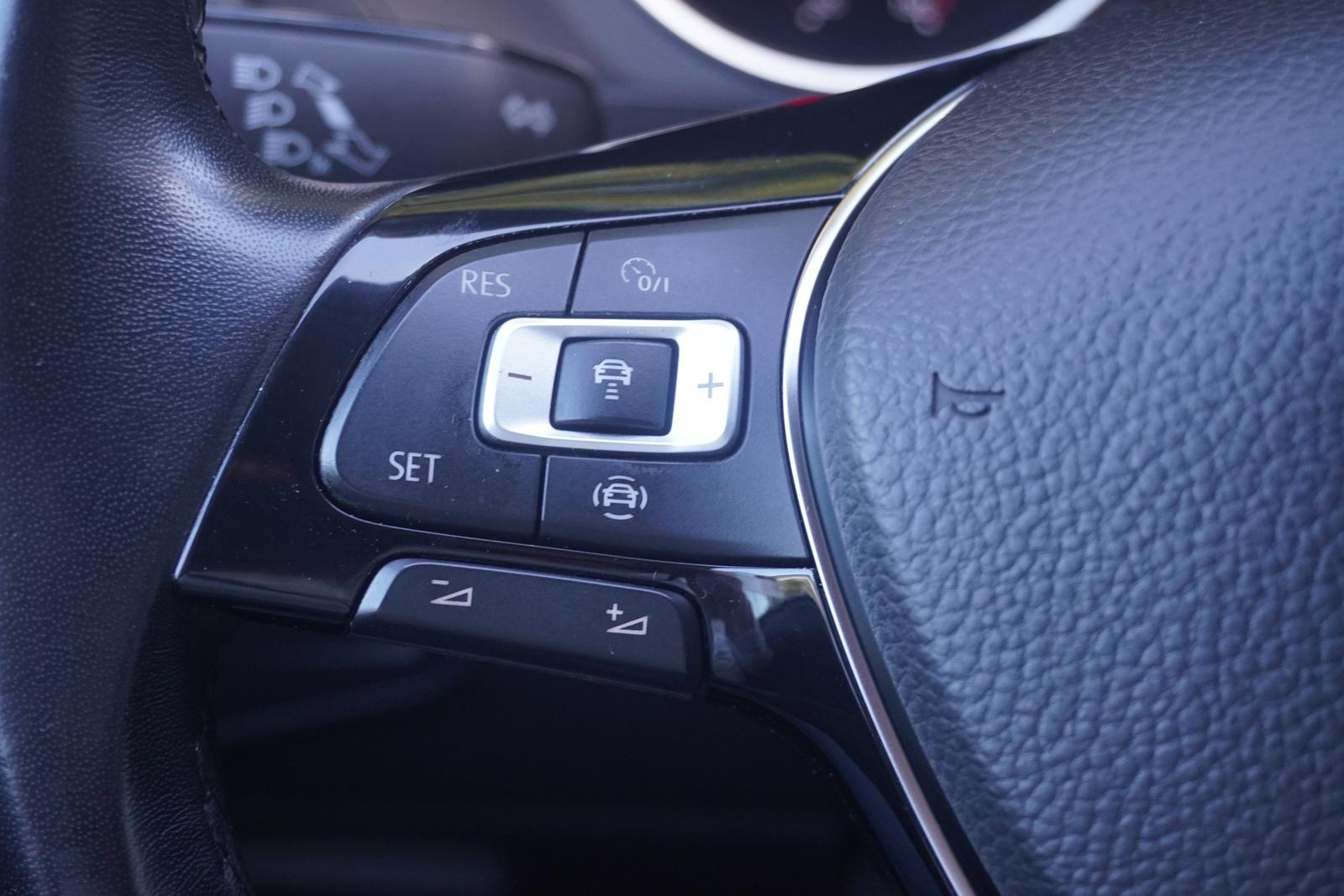 Volkswagen Tiguan 1.5 16V TSI Comfortline LED Navi AHK