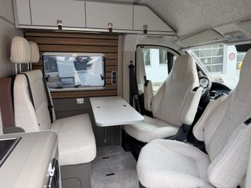 HYMER  ERIBA  HYMERCAR Ayers Rock Fiat Dieselhzg. AHK ACC SOLAR Markise