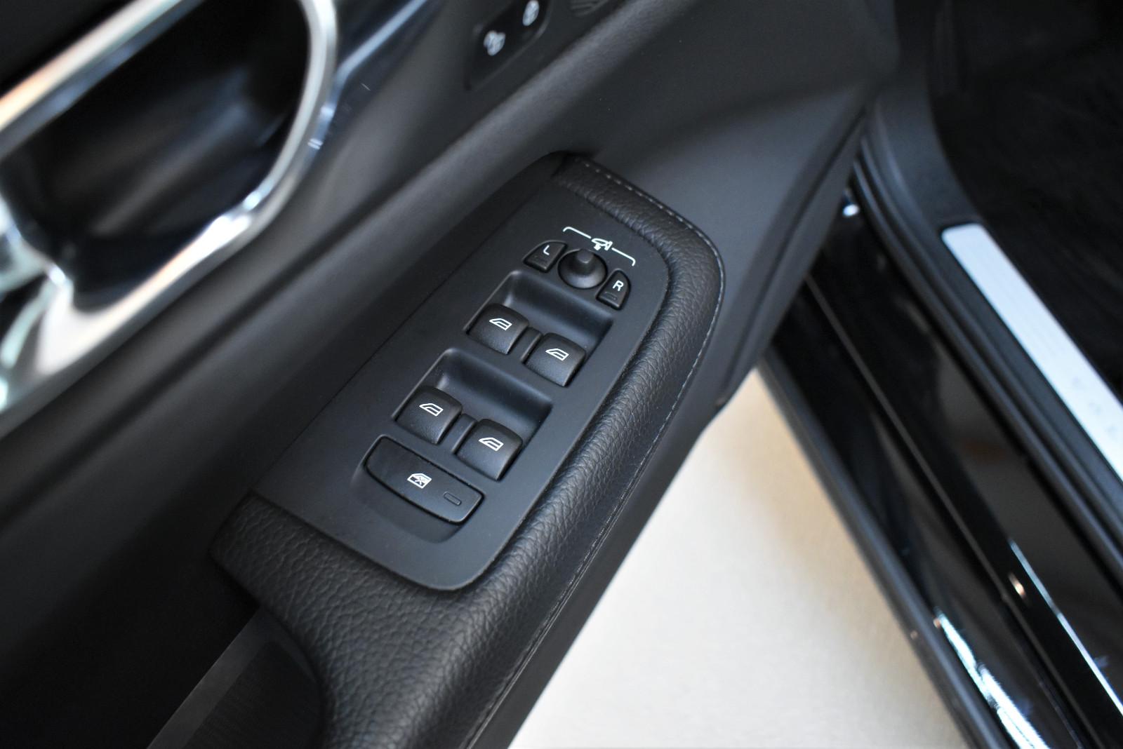 Volvo V60 Kombi Inscription+Kamera+Tempomat+LED+Keyles