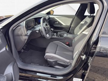 Fotografie des Opel Astra L ST Enjoy Navi Kamera LED Sitzheizung PDC