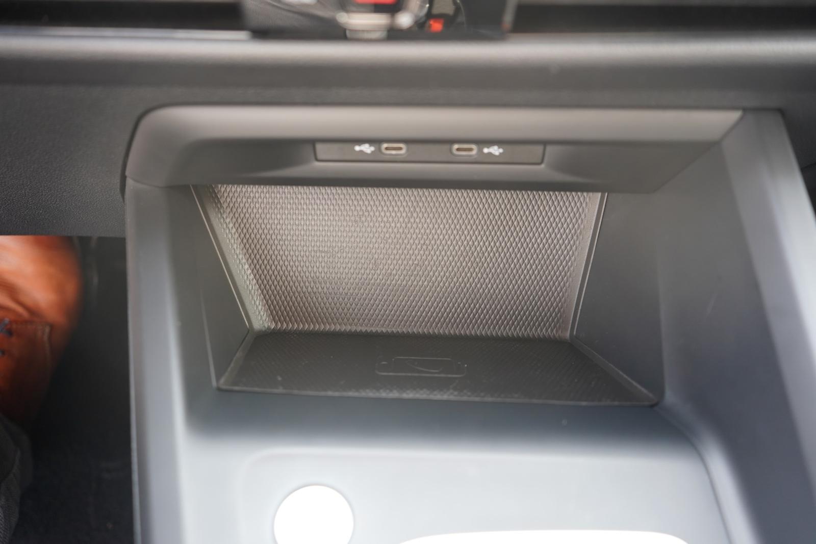 Volkswagen Golf VIII 1.0 Life LED Navi App-Connect ACC PDC, миниатюра 19
