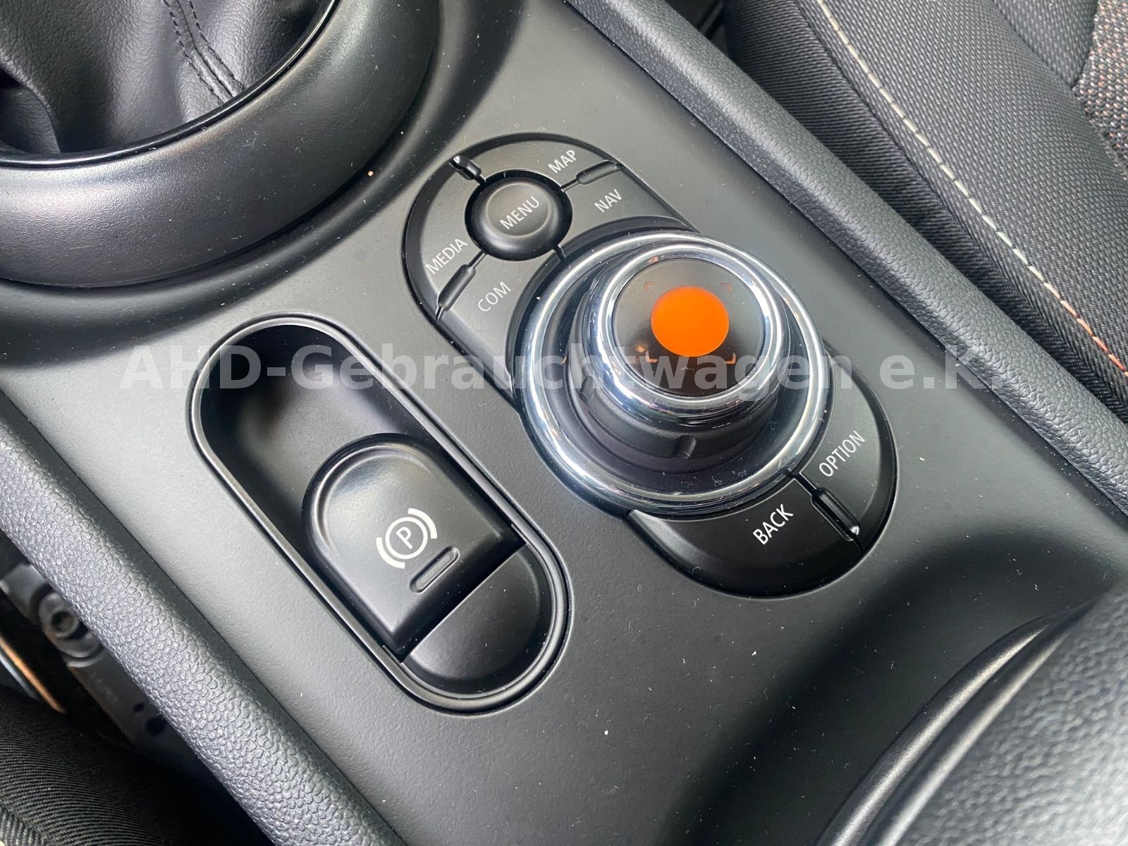Fahrzeugabbildung MINI One D Clubman Pepper