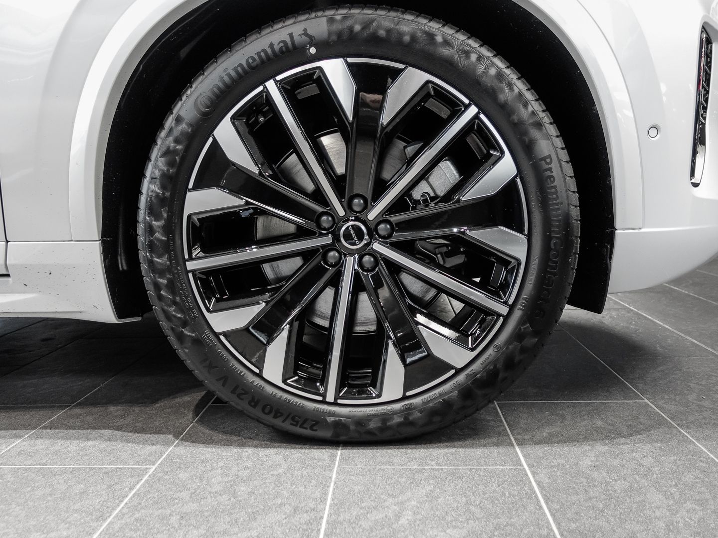 Volvo XC90 Ultra Bright Recharge Plug-In Hybrid AWD T8 imagem 3