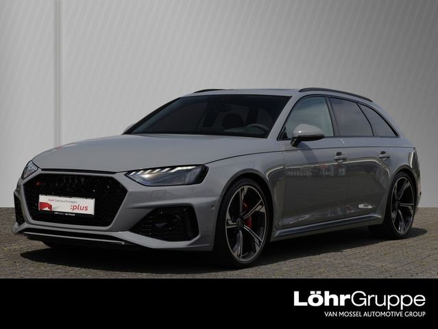 AUDI RS 4 Avant tiptronic