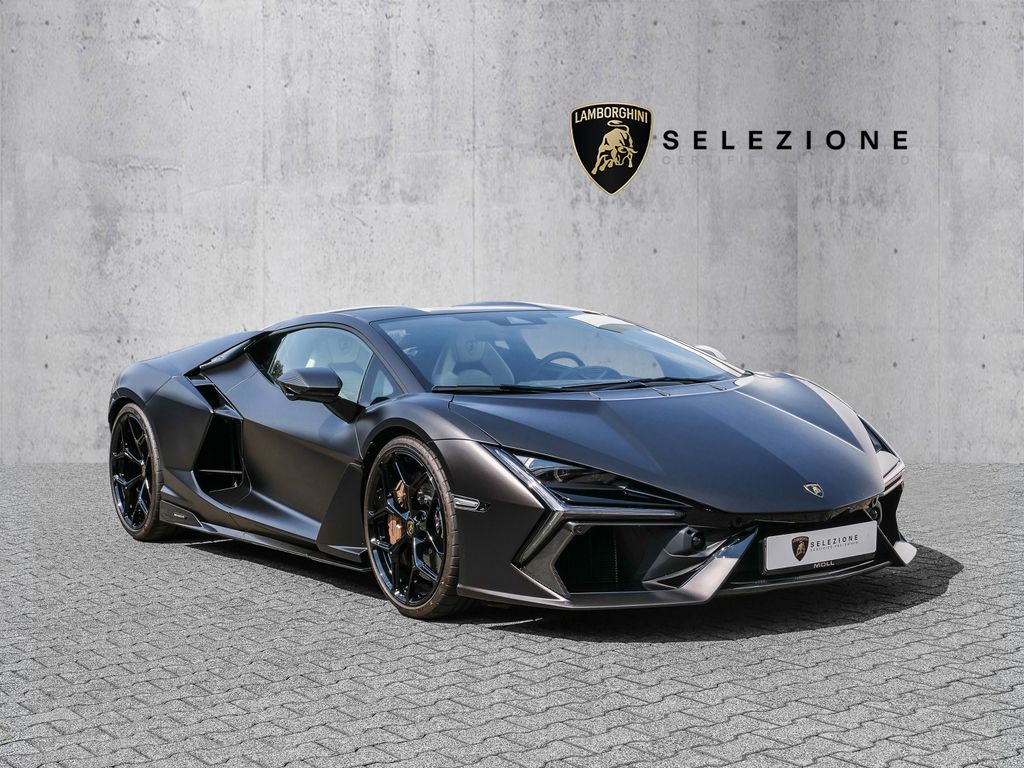 Image of Lamborghini Revuelto