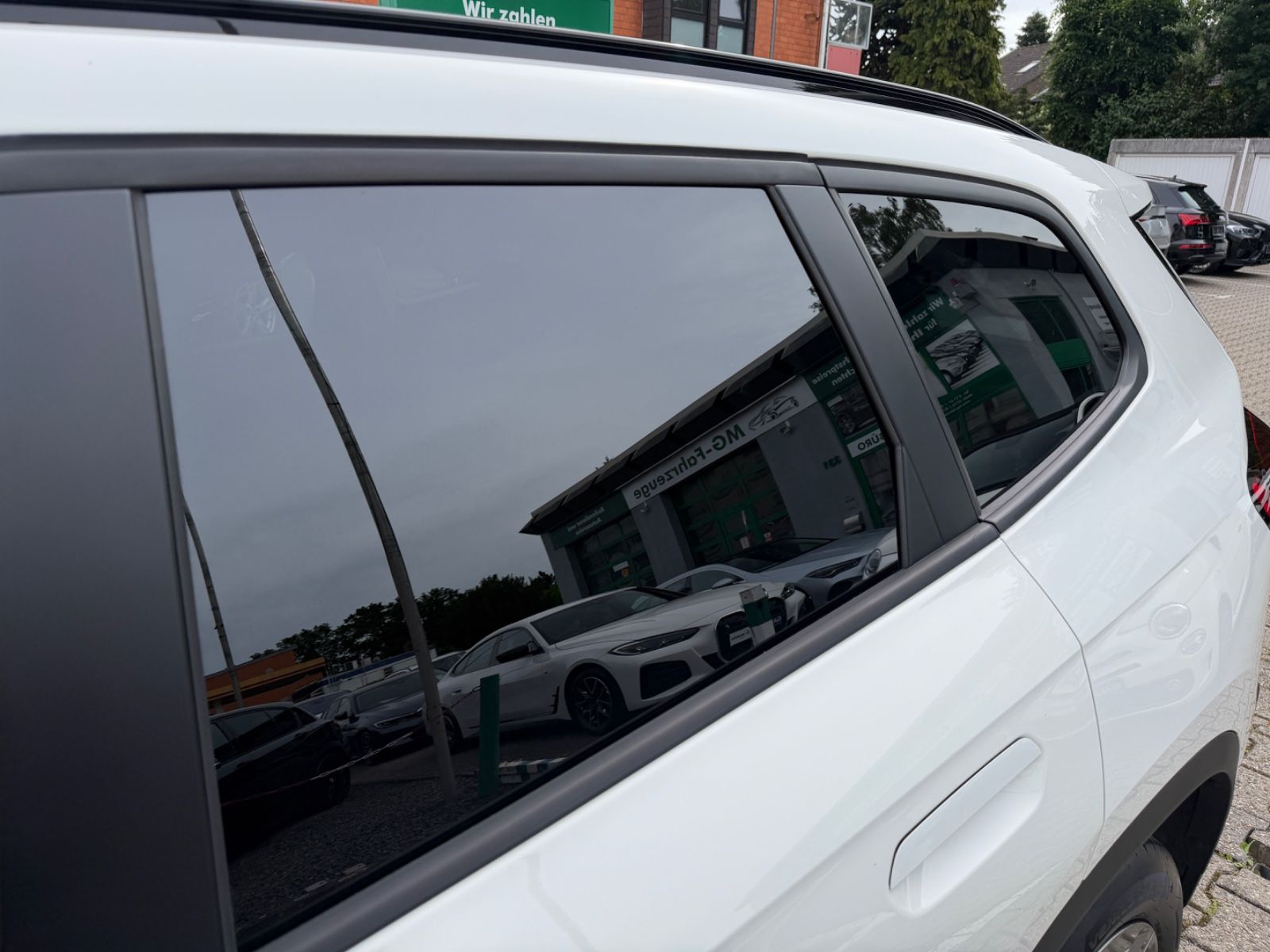 Fahrzeugabbildung BMW X1 23 d xDrive PANO TOTWINKEL KAMERA LEDER LED