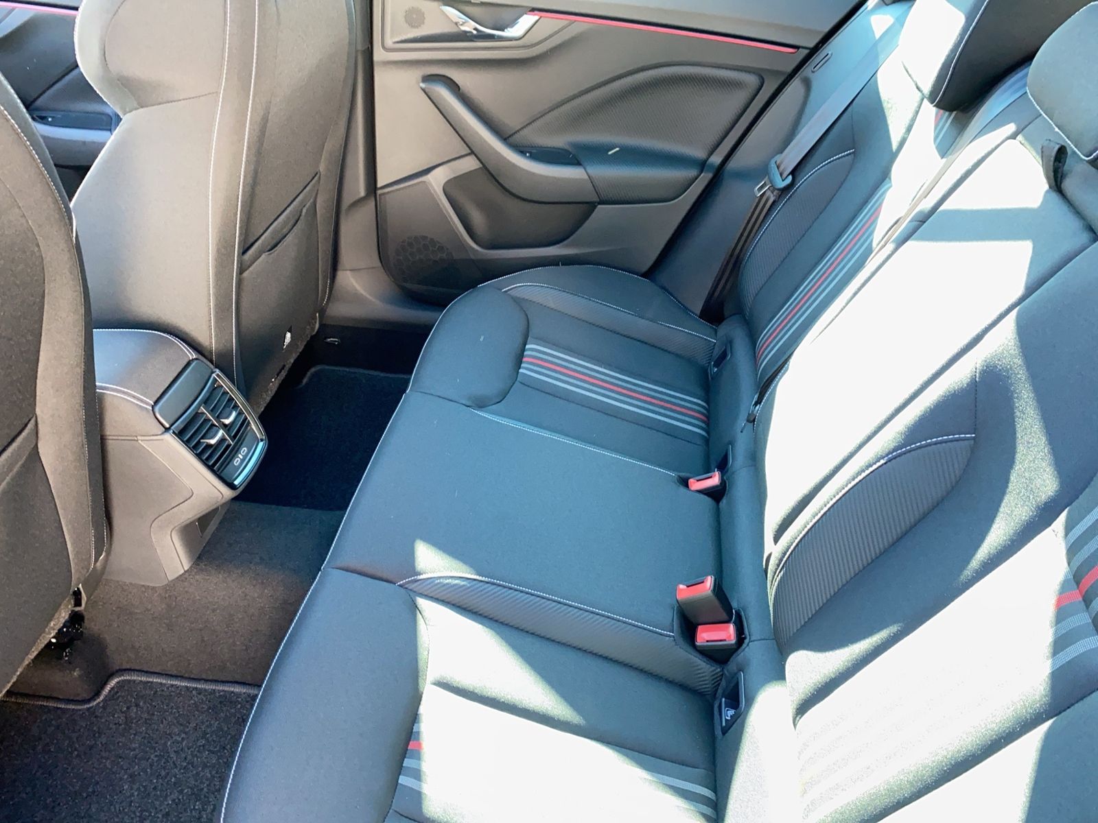 Kamiq 1.5 TSI Monte Carlo, AHK, Winterpaket plus