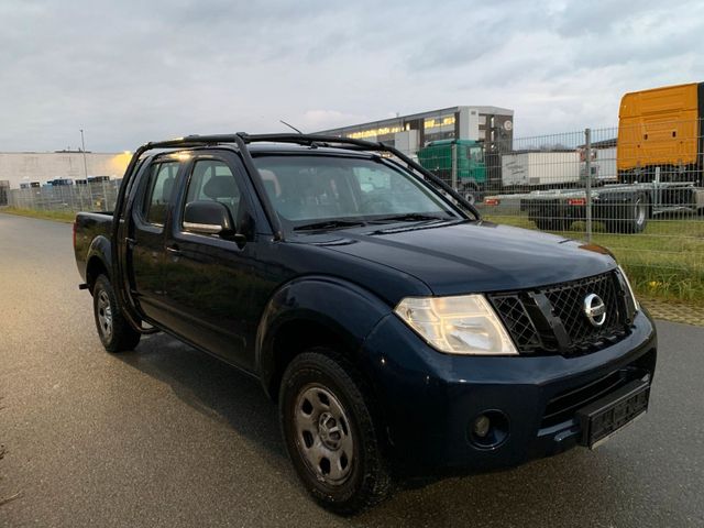 Nissan Navara   pick-up  4x4