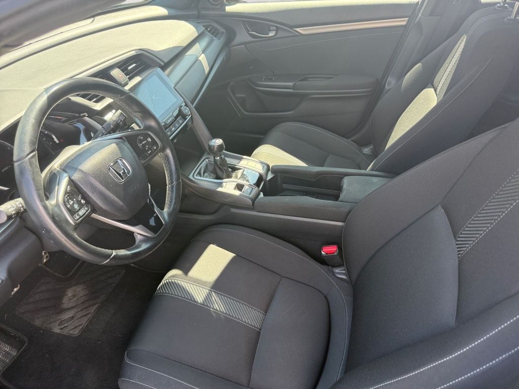 Fahrzeugabbildung Honda Civic 1.0 i-VTEC Turbo Executive