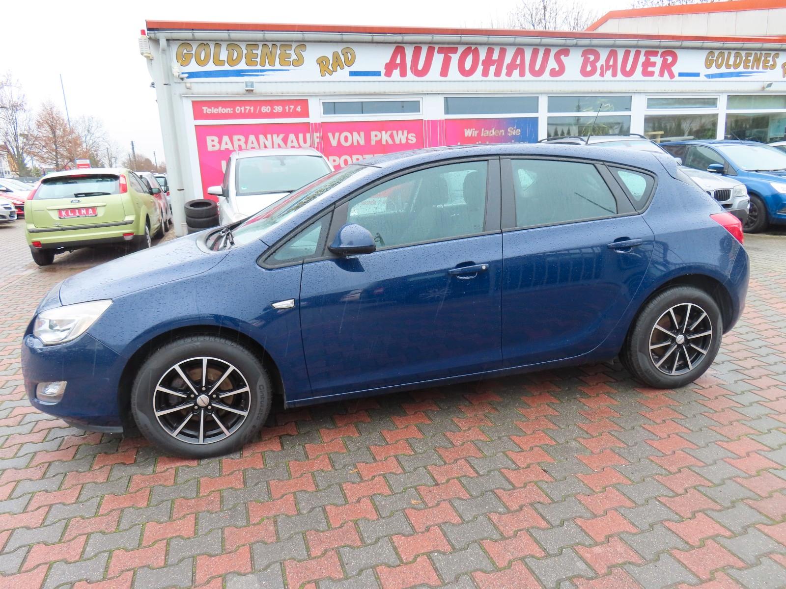 Opel Astra J Lim. 5-trg. Selection