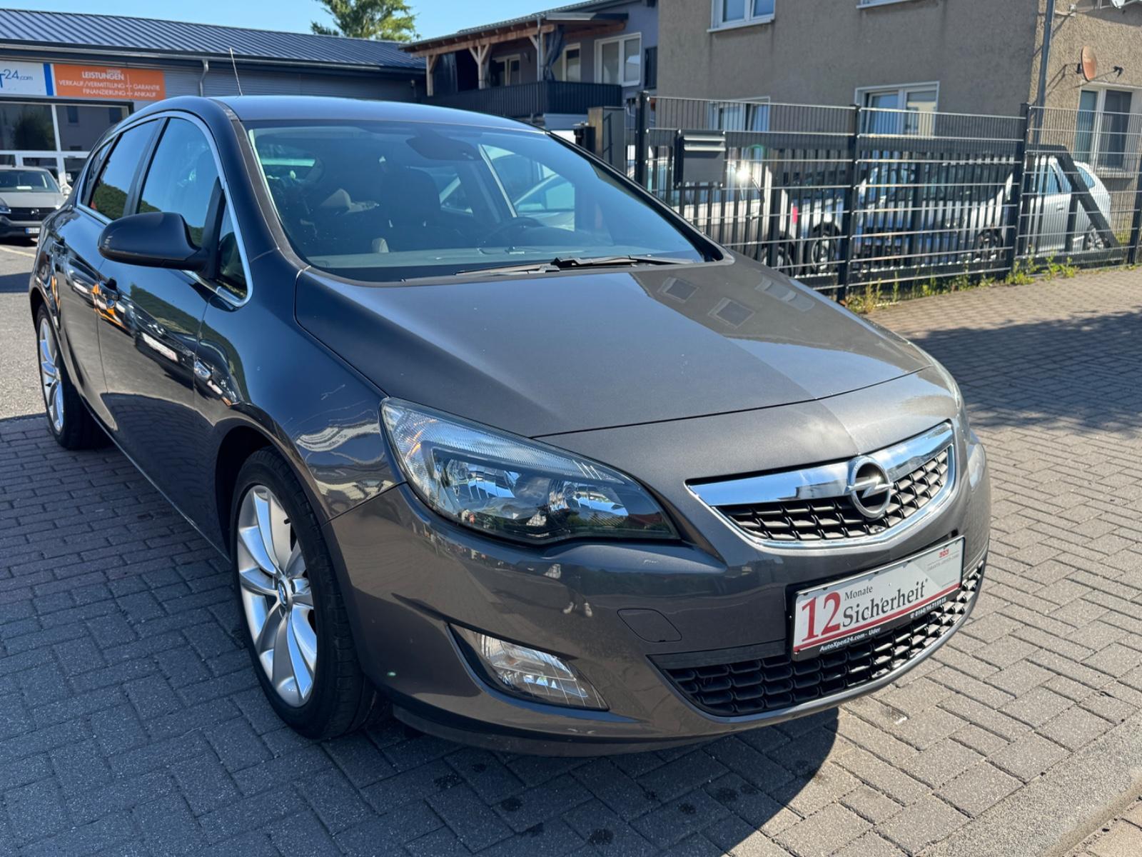Opel Astra J Lim. 5-trg. Sport TÜV NEU Insp.NEU