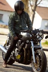 Yamaha XJR 1200 Café Racer Sonderumbau 28.500km  - YAMAHA XJ 1200