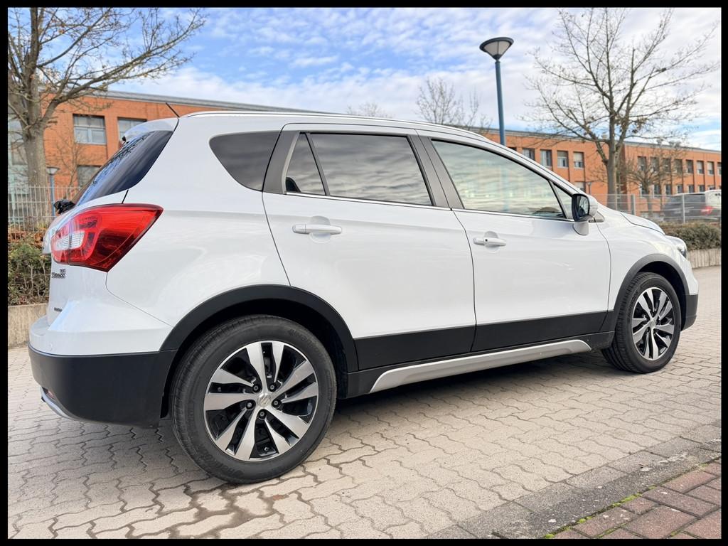 Suzuki (SX4) S-Cross