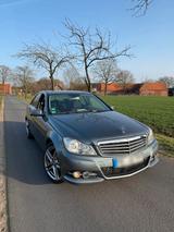 Mercedes-Benz Mercedes w204 220CDI - Mercedes-Benz 220 aus 2011